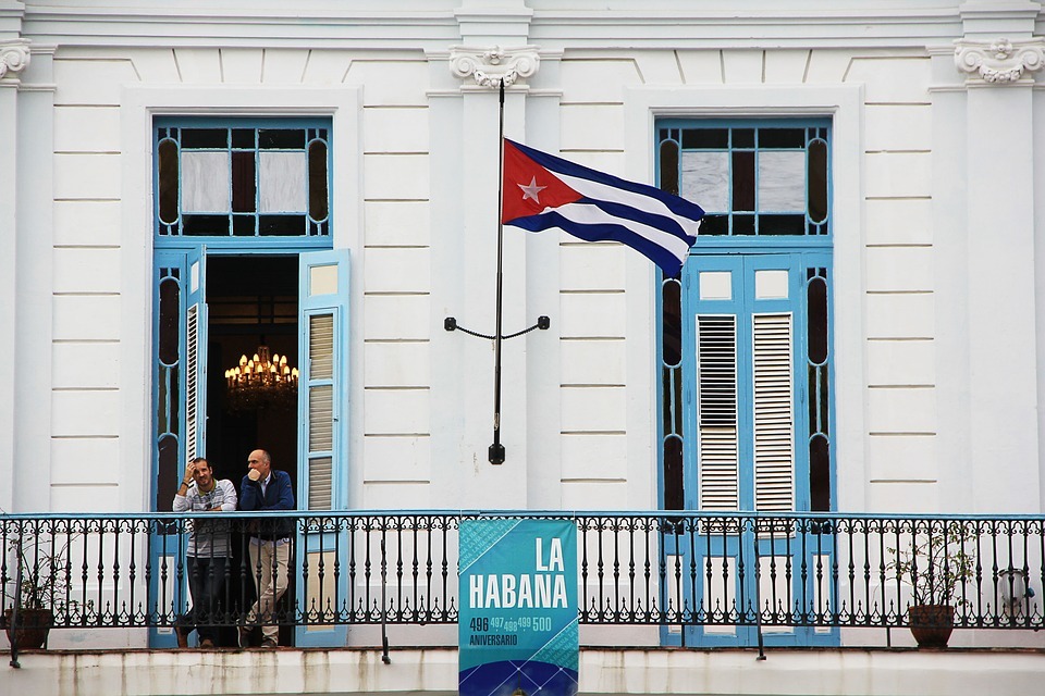 Pies Secos, Pies Mojados: ¿Qué Significa el Fin de la Política para los Cubanos?